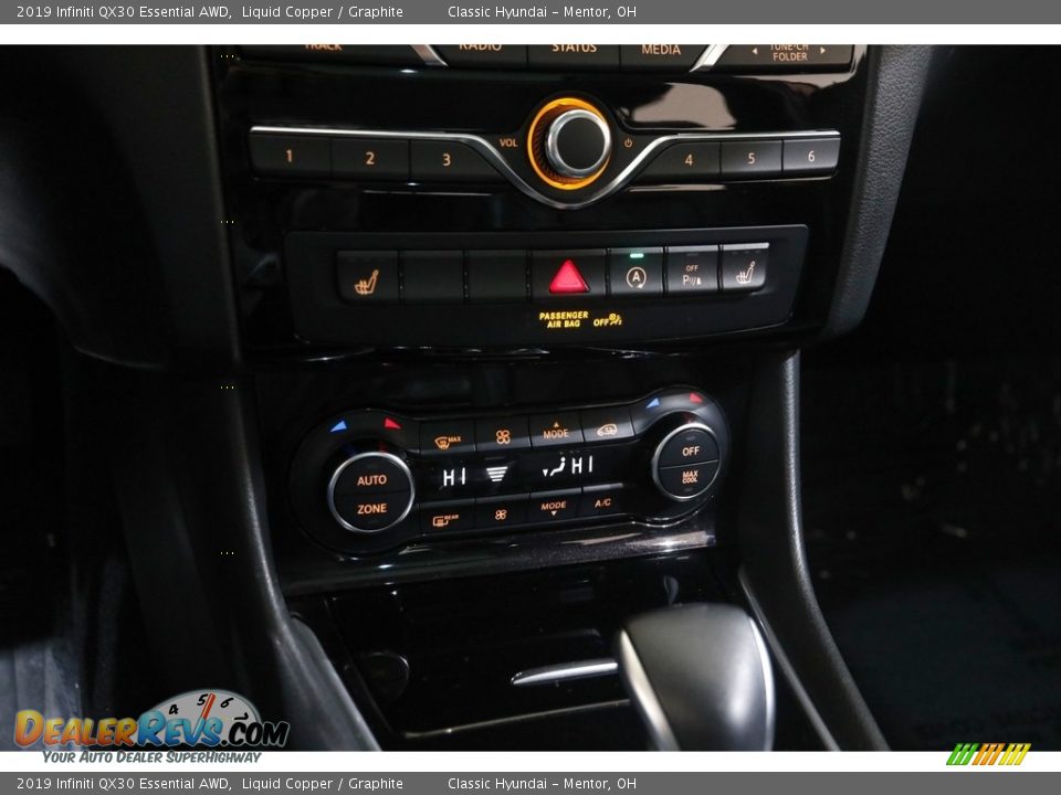 Controls of 2019 Infiniti QX30 Essential AWD Photo #14