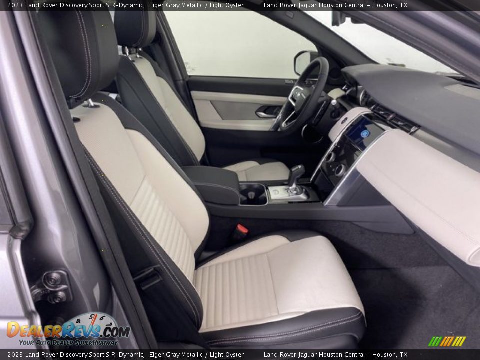 Light Oyster Interior - 2023 Land Rover Discovery Sport S R-Dynamic Photo #3