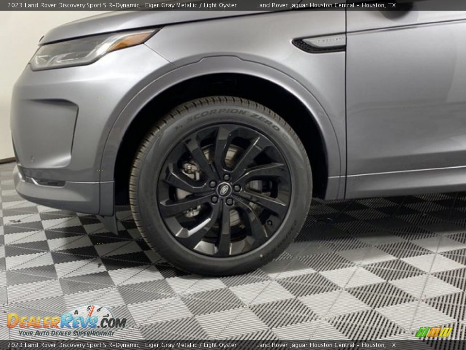 2023 Land Rover Discovery Sport S R-Dynamic Eiger Gray Metallic / Light Oyster Photo #9