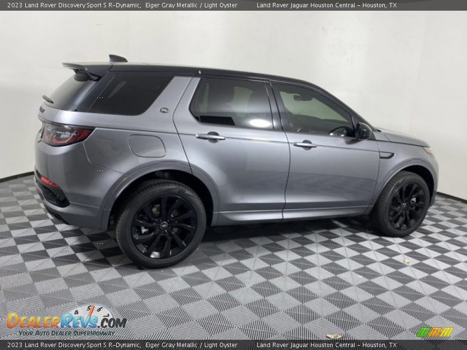 2023 Land Rover Discovery Sport S R-Dynamic Eiger Gray Metallic / Light Oyster Photo #11