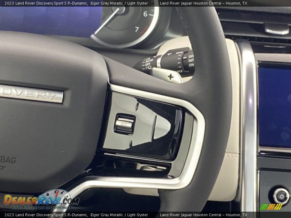 2023 Land Rover Discovery Sport S R-Dynamic Steering Wheel Photo #18