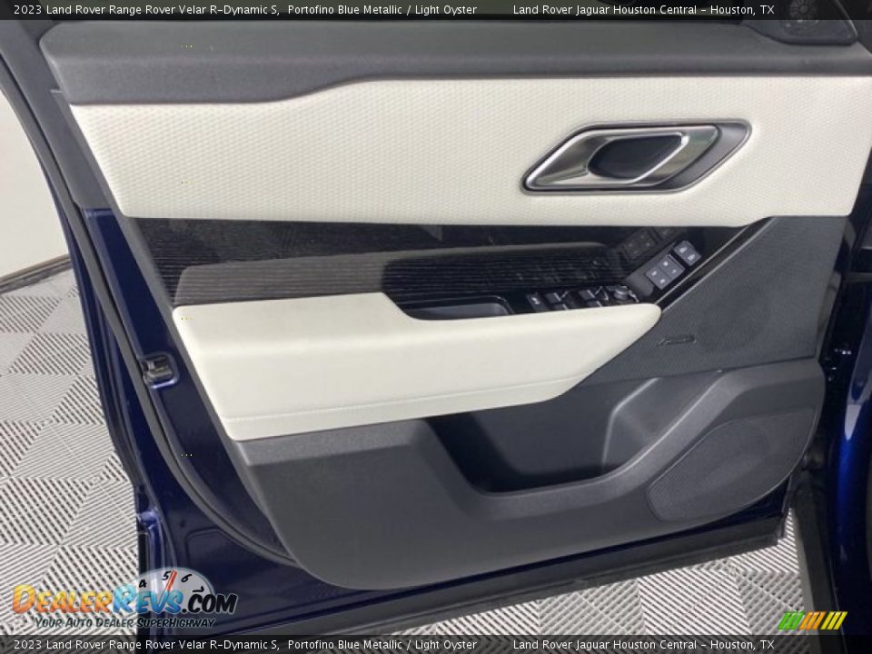 Door Panel of 2023 Land Rover Range Rover Velar R-Dynamic S Photo #13