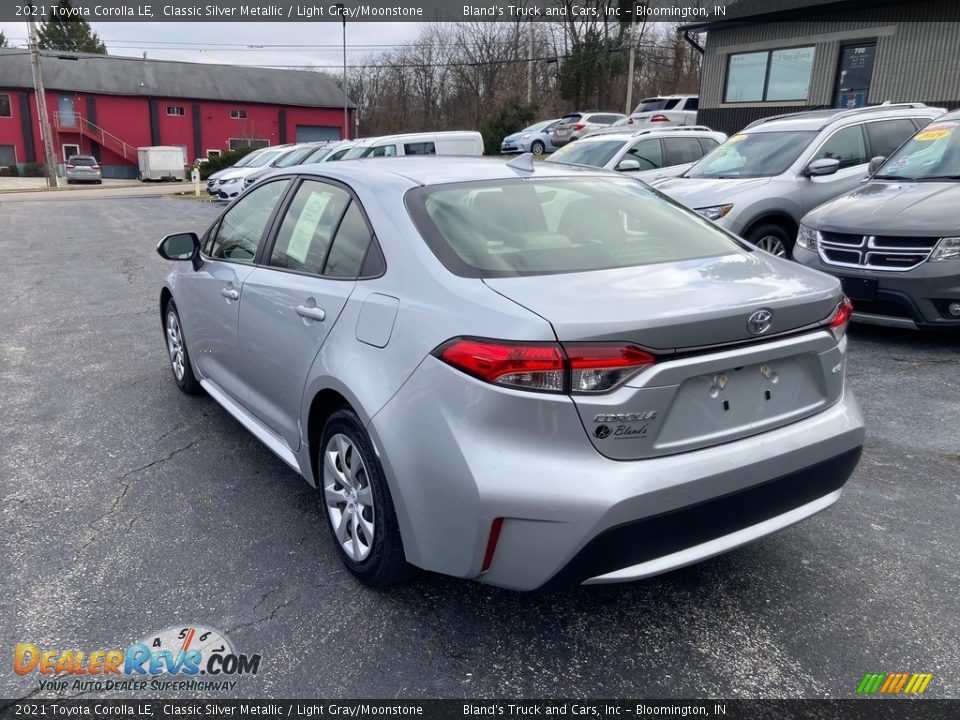 2021 Toyota Corolla LE Classic Silver Metallic / Light Gray/Moonstone Photo #3