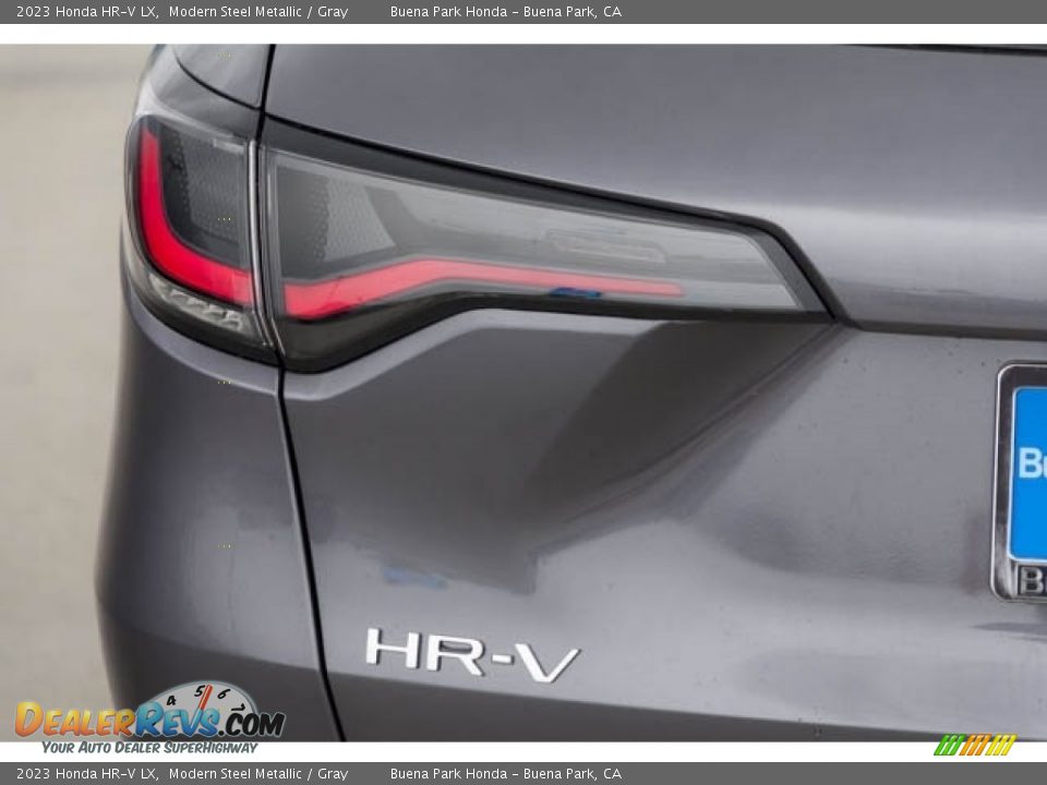 2023 Honda HR-V LX Modern Steel Metallic / Gray Photo #8