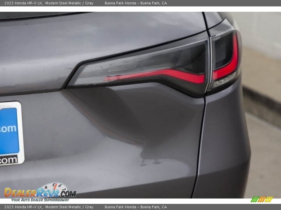 2023 Honda HR-V LX Modern Steel Metallic / Gray Photo #9
