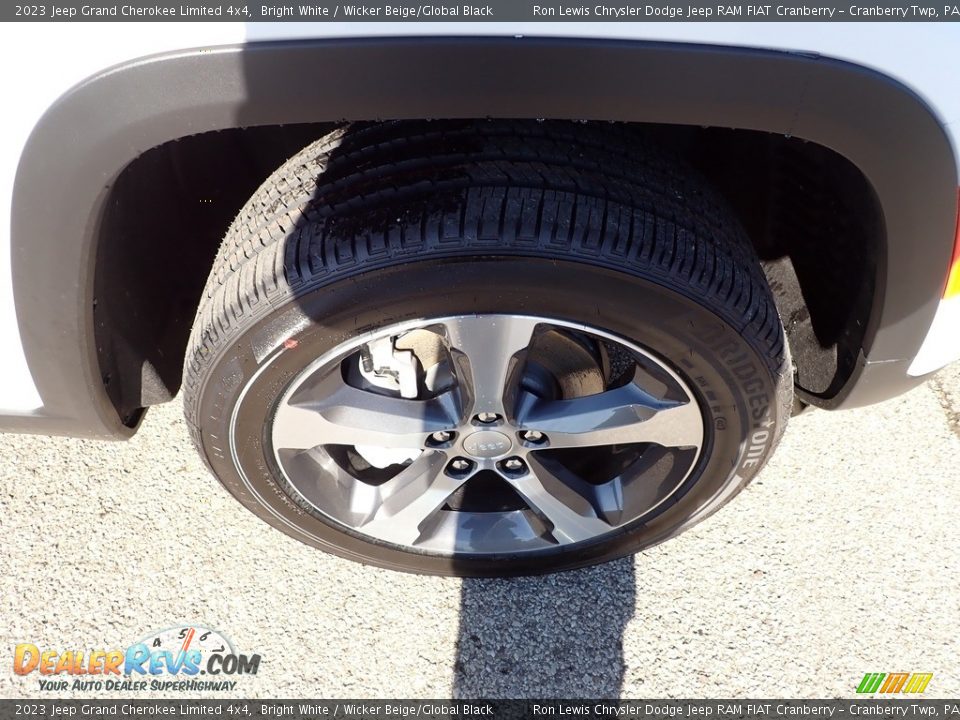 2023 Jeep Grand Cherokee Limited 4x4 Bright White / Wicker Beige/Global Black Photo #9