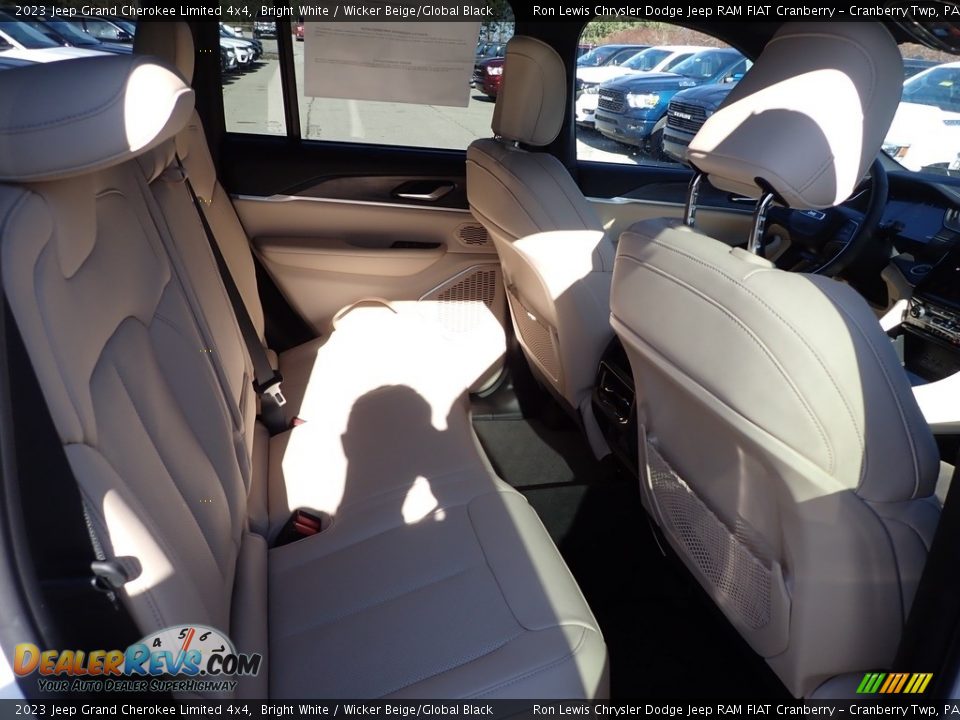 2023 Jeep Grand Cherokee Limited 4x4 Bright White / Wicker Beige/Global Black Photo #11