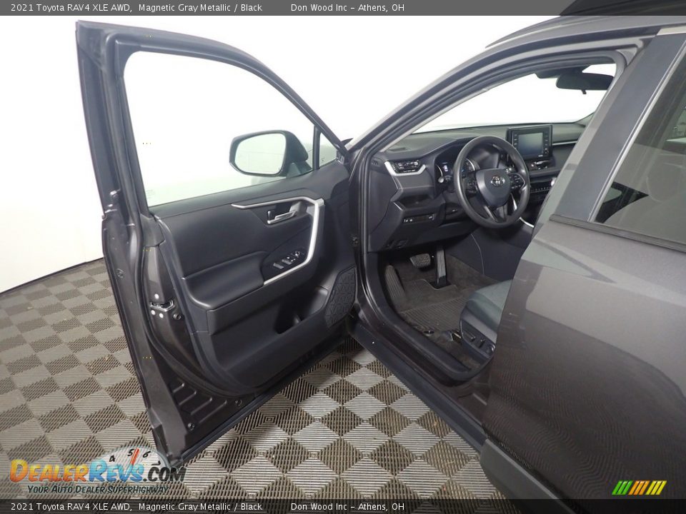 2021 Toyota RAV4 XLE AWD Magnetic Gray Metallic / Black Photo #18