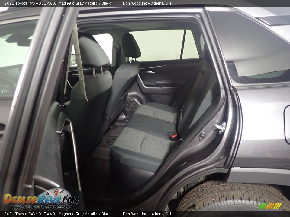 2021 Toyota RAV4 XLE AWD Magnetic Gray Metallic / Black Photo #33