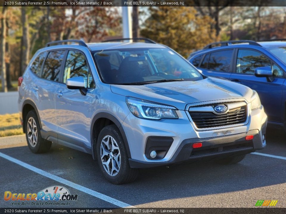 2020 Subaru Forester 2.5i Premium Ice Silver Metallic / Black Photo #3