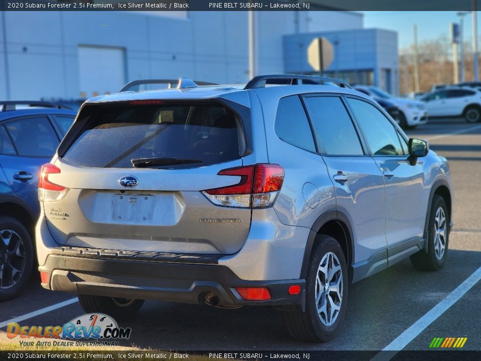 2020 Subaru Forester 2.5i Premium Ice Silver Metallic / Black Photo #4