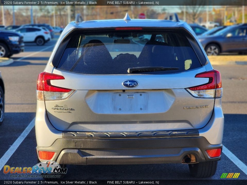 2020 Subaru Forester 2.5i Premium Ice Silver Metallic / Black Photo #6