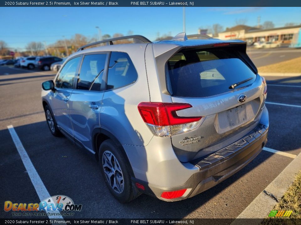 2020 Subaru Forester 2.5i Premium Ice Silver Metallic / Black Photo #7