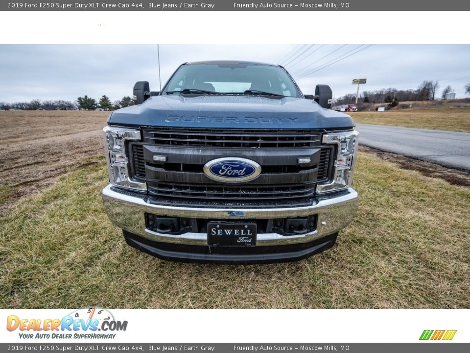 2019 Ford F250 Super Duty XLT Crew Cab 4x4 Blue Jeans / Earth Gray Photo #9