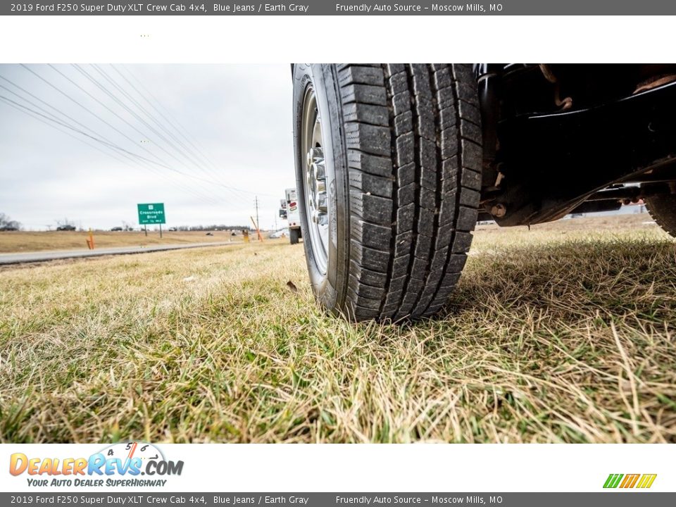 2019 Ford F250 Super Duty XLT Crew Cab 4x4 Blue Jeans / Earth Gray Photo #15