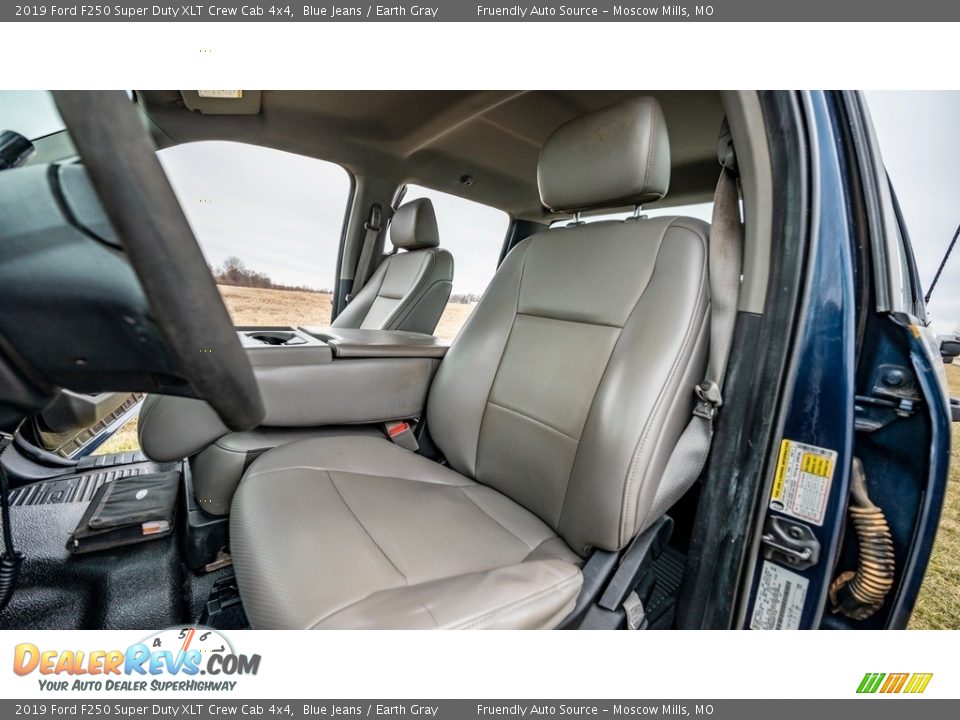 2019 Ford F250 Super Duty XLT Crew Cab 4x4 Blue Jeans / Earth Gray Photo #17