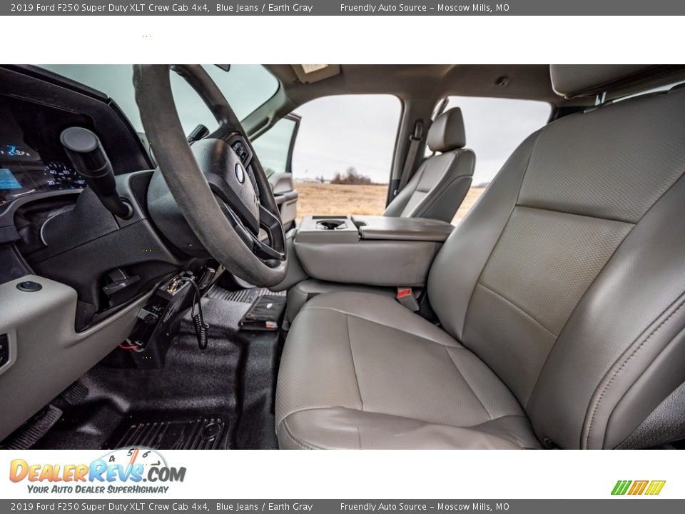 2019 Ford F250 Super Duty XLT Crew Cab 4x4 Blue Jeans / Earth Gray Photo #18