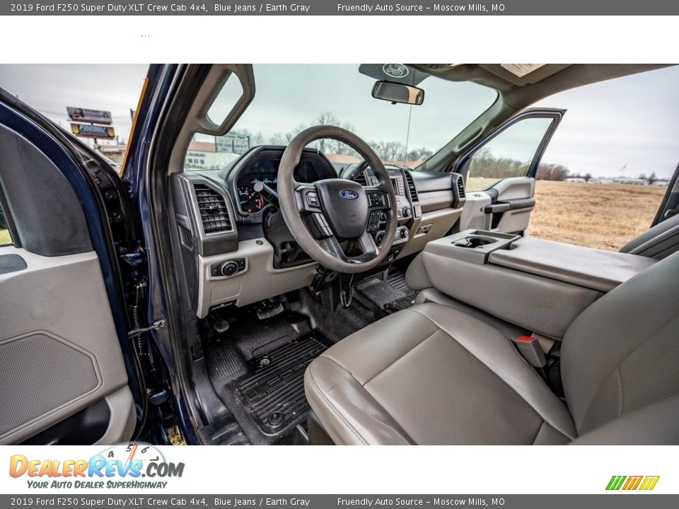 2019 Ford F250 Super Duty XLT Crew Cab 4x4 Blue Jeans / Earth Gray Photo #19