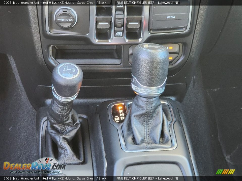 2023 Jeep Wrangler Unlimited Willys 4XE Hybrid Shifter Photo #12