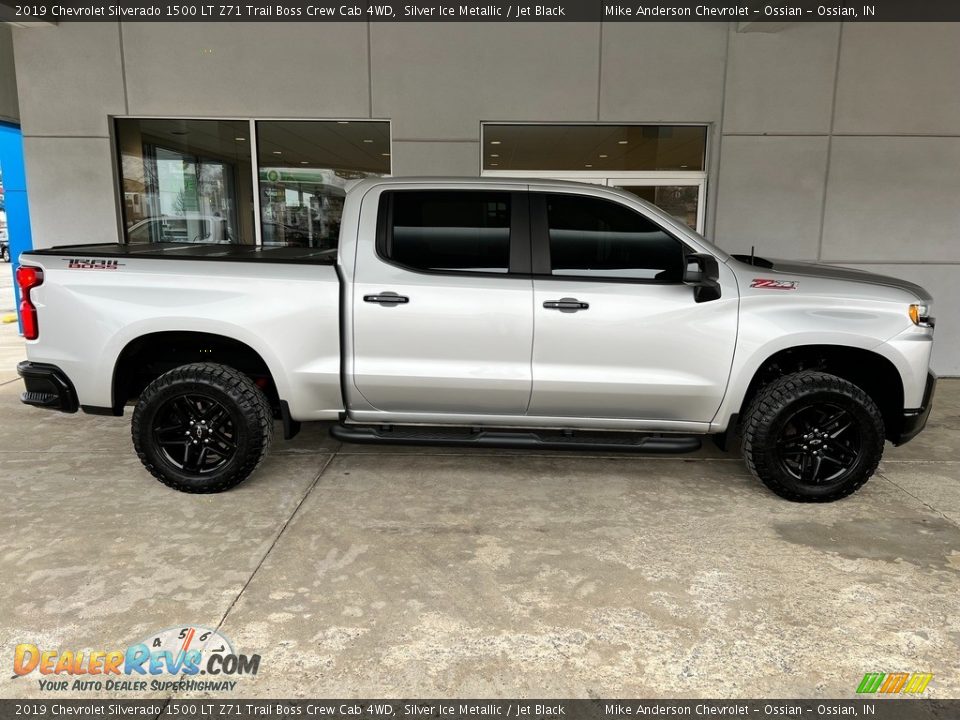 2019 Chevrolet Silverado 1500 LT Z71 Trail Boss Crew Cab 4WD Silver Ice Metallic / Jet Black Photo #6