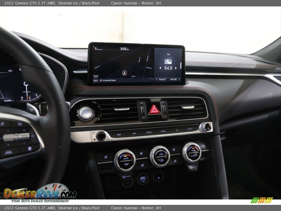Controls of 2022 Genesis G70 3.3T AWD Photo #9