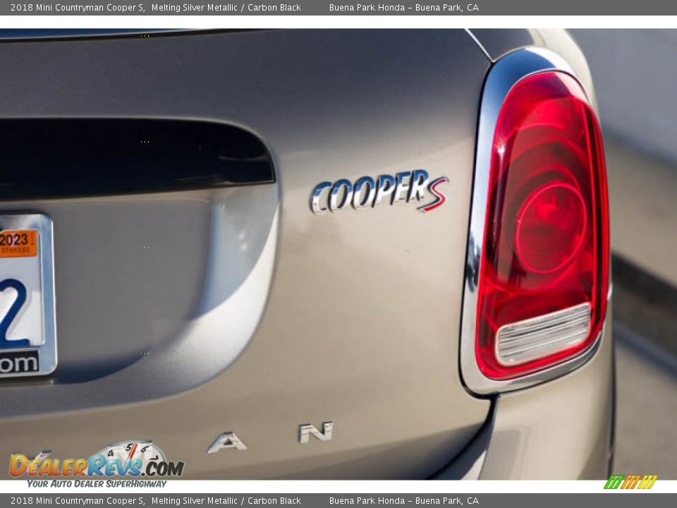 2018 Mini Countryman Cooper S Melting Silver Metallic / Carbon Black Photo #11