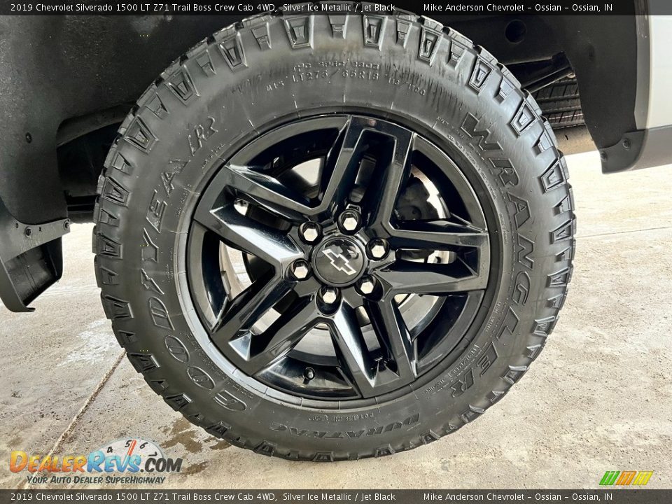 2019 Chevrolet Silverado 1500 LT Z71 Trail Boss Crew Cab 4WD Silver Ice Metallic / Jet Black Photo #11