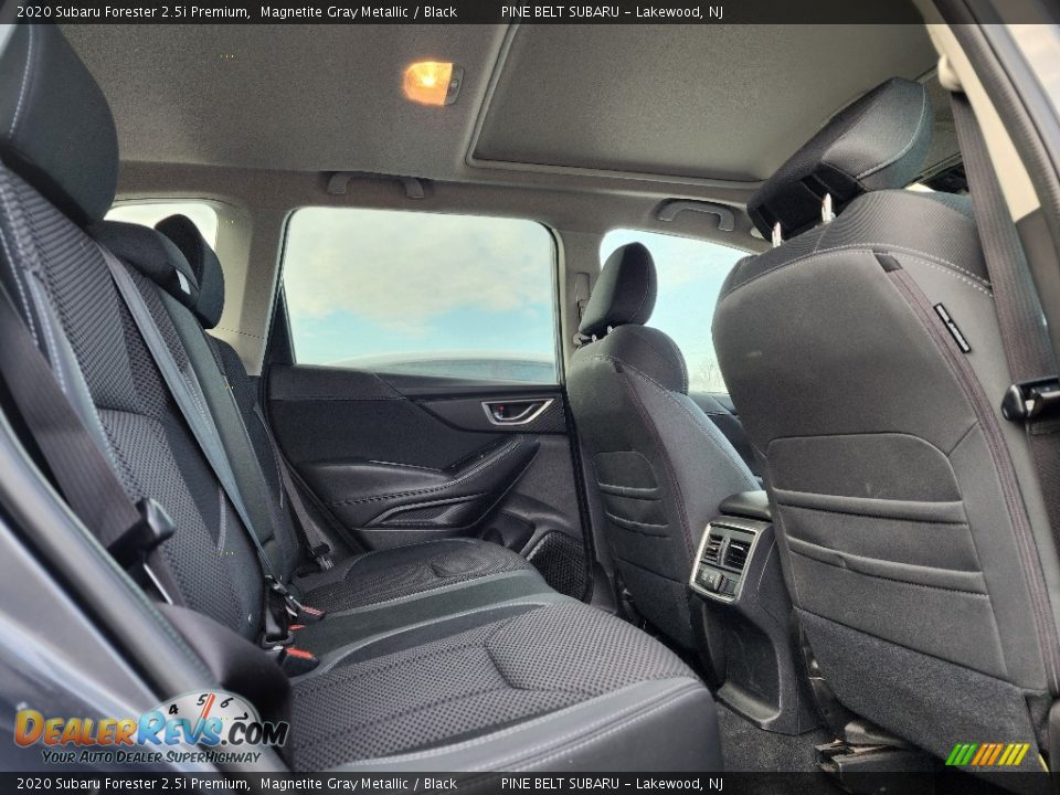 2020 Subaru Forester 2.5i Premium Magnetite Gray Metallic / Black Photo #7