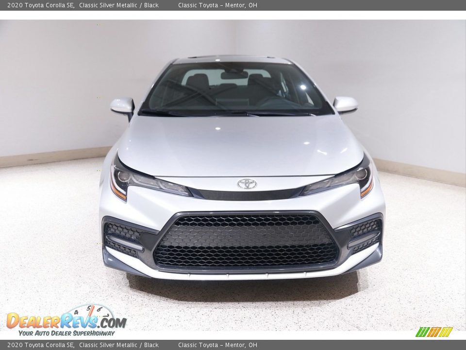 2020 Toyota Corolla SE Classic Silver Metallic / Black Photo #2
