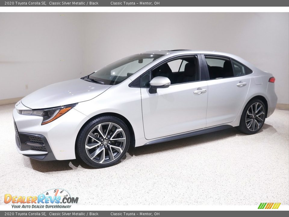 2020 Toyota Corolla SE Classic Silver Metallic / Black Photo #3