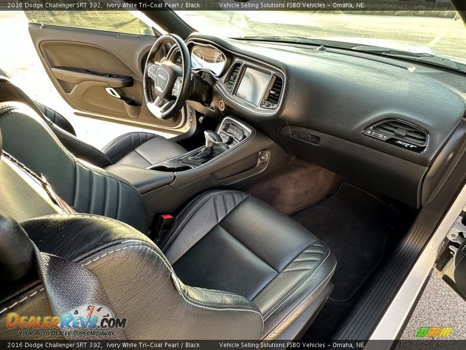 Front Seat of 2016 Dodge Challenger SRT 392 Photo #4