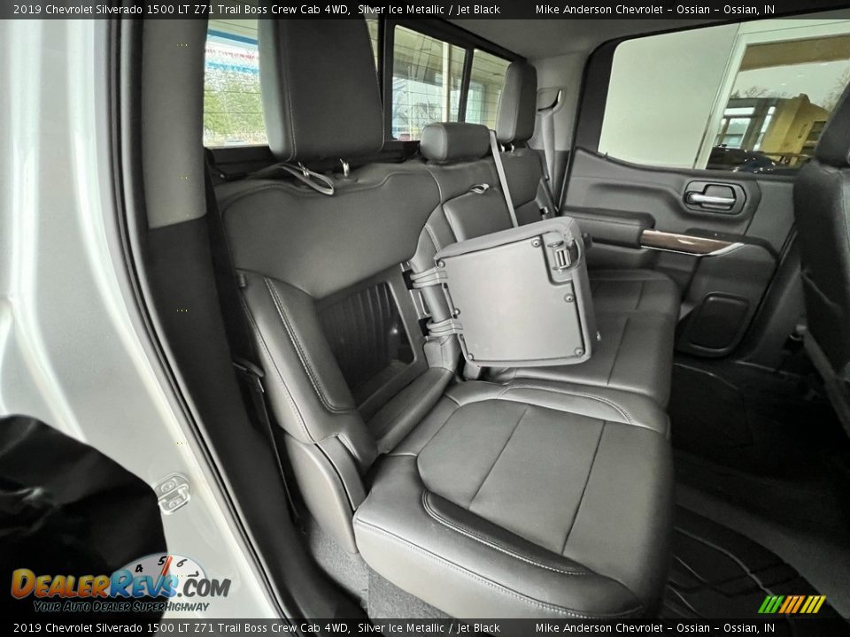 2019 Chevrolet Silverado 1500 LT Z71 Trail Boss Crew Cab 4WD Silver Ice Metallic / Jet Black Photo #28