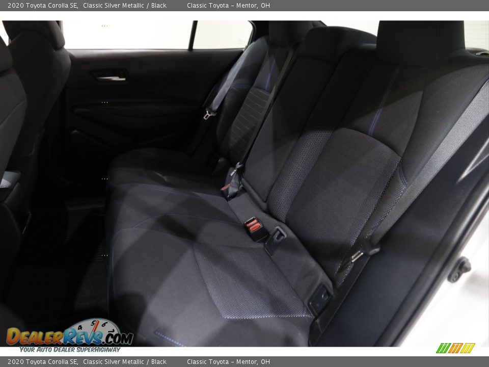 2020 Toyota Corolla SE Classic Silver Metallic / Black Photo #16