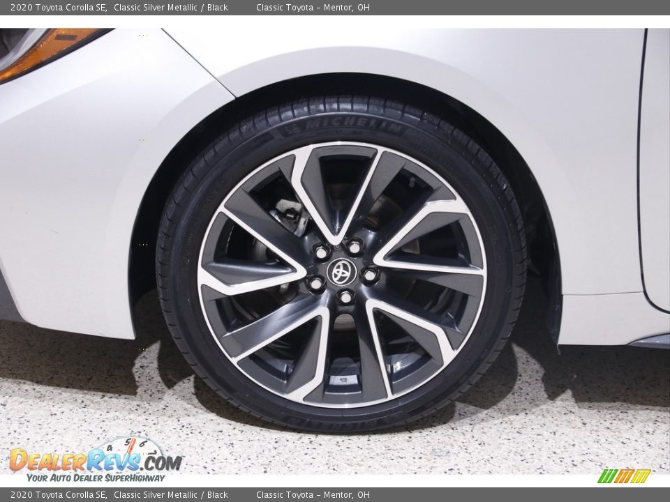 2020 Toyota Corolla SE Classic Silver Metallic / Black Photo #19