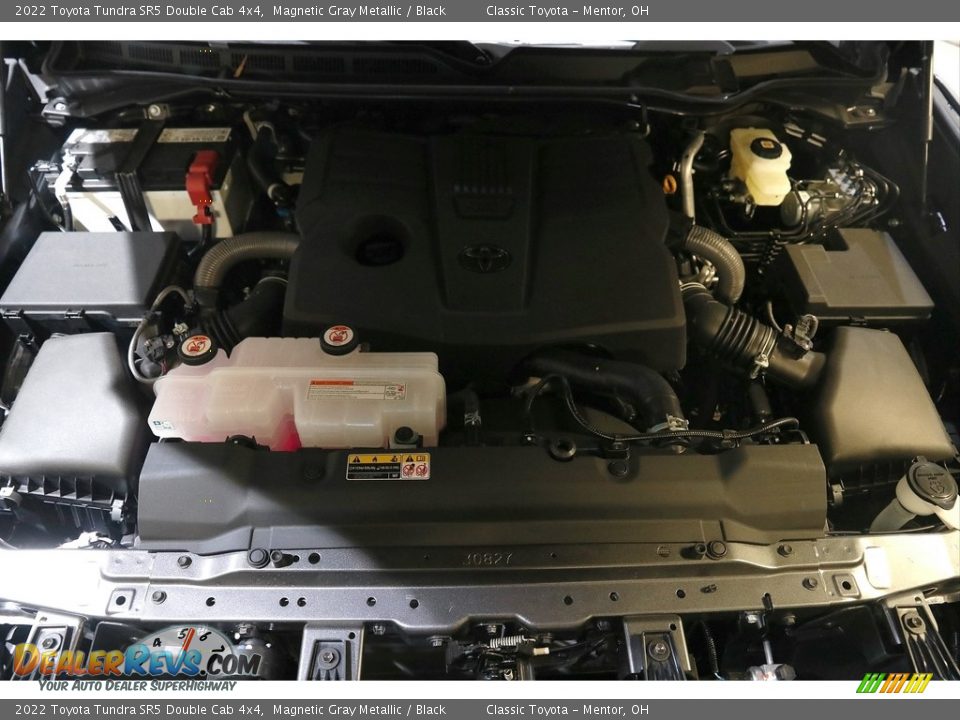 2022 Toyota Tundra SR5 Double Cab 4x4 Magnetic Gray Metallic / Black Photo #22