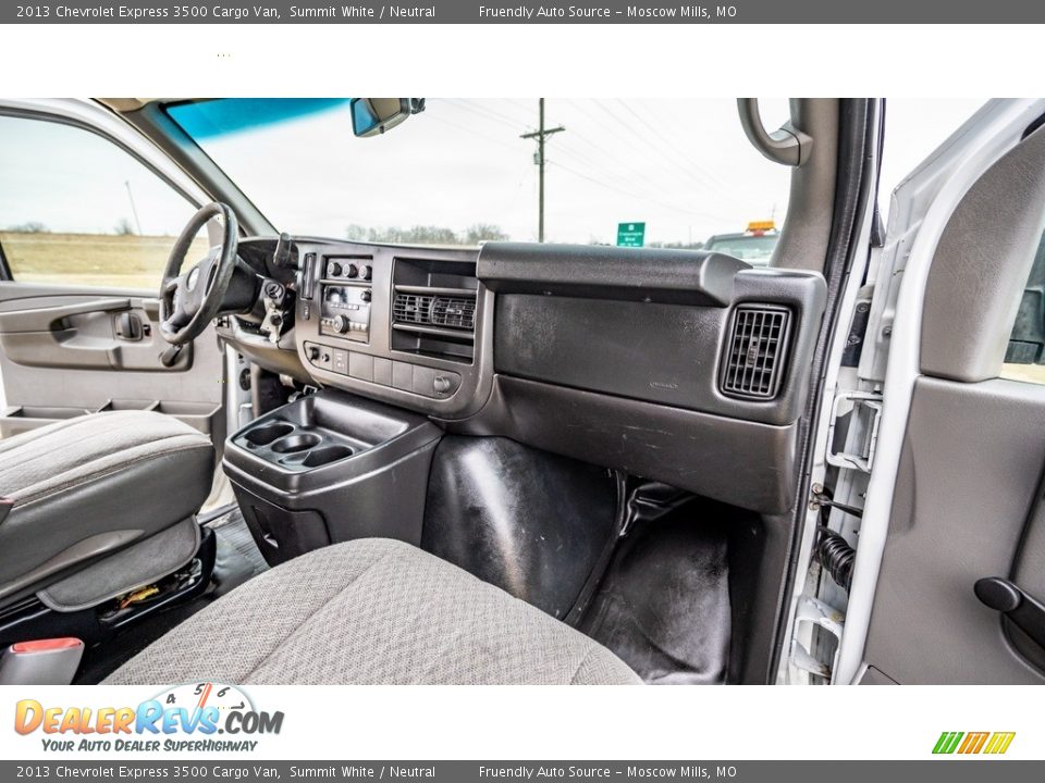 2013 Chevrolet Express 3500 Cargo Van Summit White / Neutral Photo #18