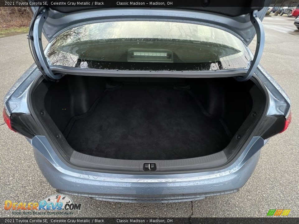 2021 Toyota Corolla SE Trunk Photo #17