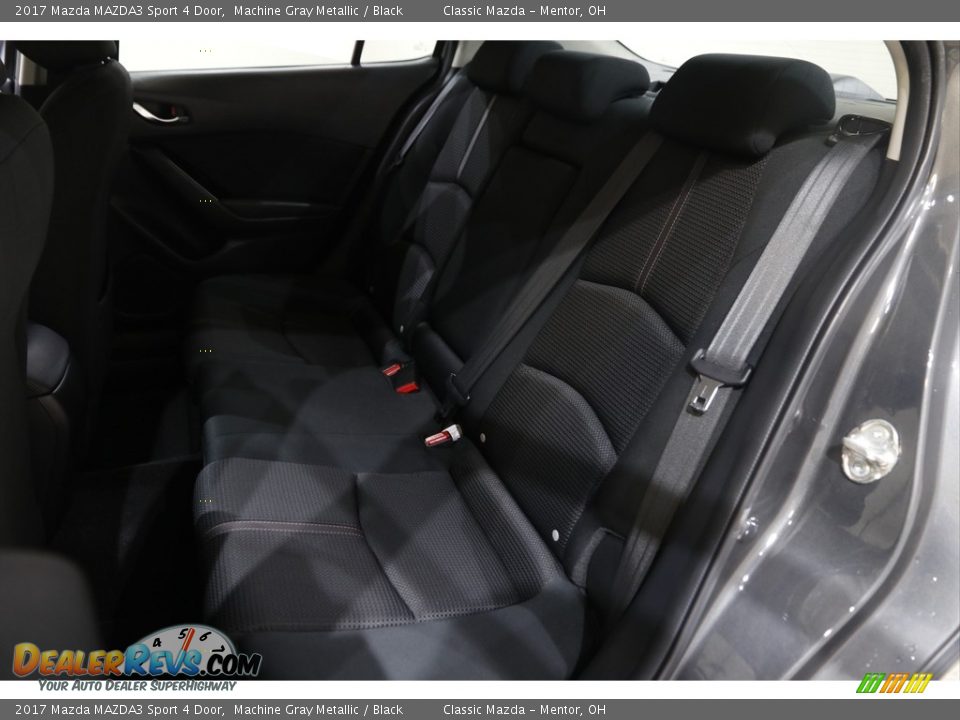 2017 Mazda MAZDA3 Sport 4 Door Machine Gray Metallic / Black Photo #17