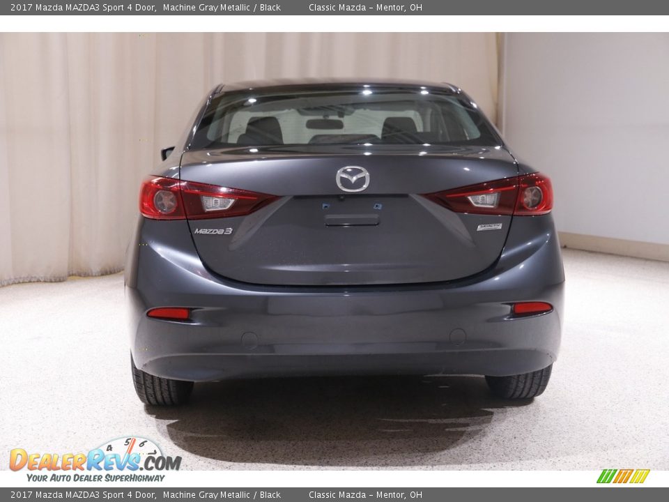 2017 Mazda MAZDA3 Sport 4 Door Machine Gray Metallic / Black Photo #18