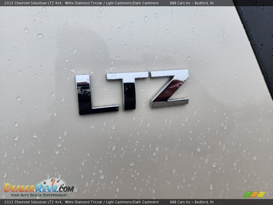 2013 Chevrolet Suburban LTZ 4x4 White Diamond Tricoat / Light Cashmere/Dark Cashmere Photo #8