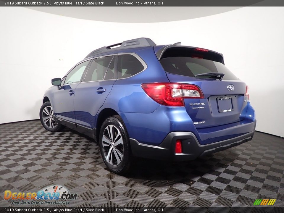 2019 Subaru Outback 2.5i Abyss Blue Pearl / Slate Black Photo #11