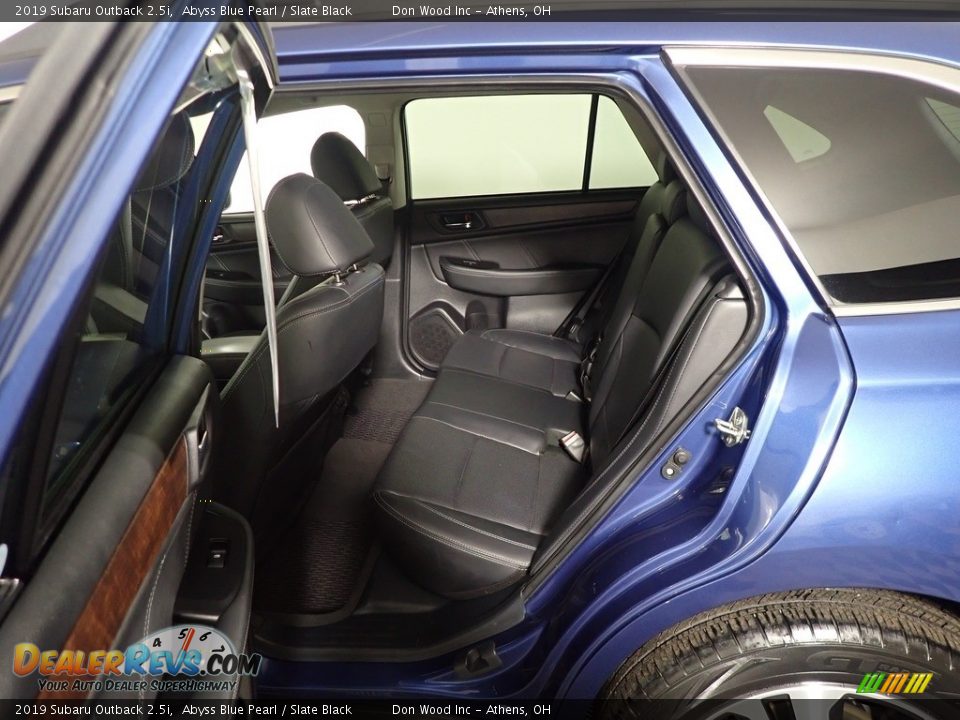2019 Subaru Outback 2.5i Abyss Blue Pearl / Slate Black Photo #33