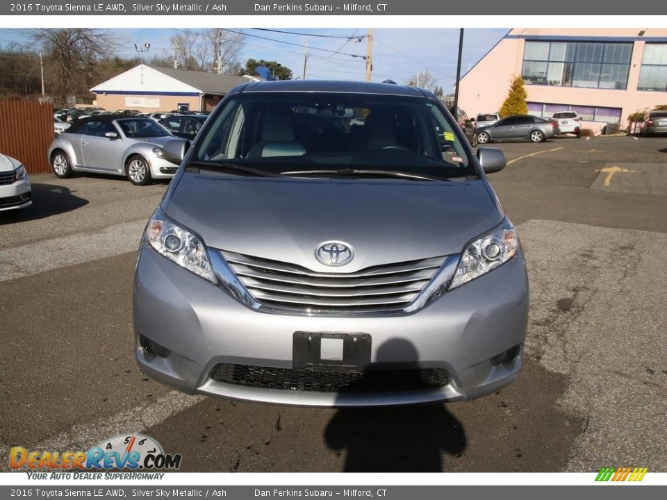 2016 Toyota Sienna LE AWD Silver Sky Metallic / Ash Photo #2