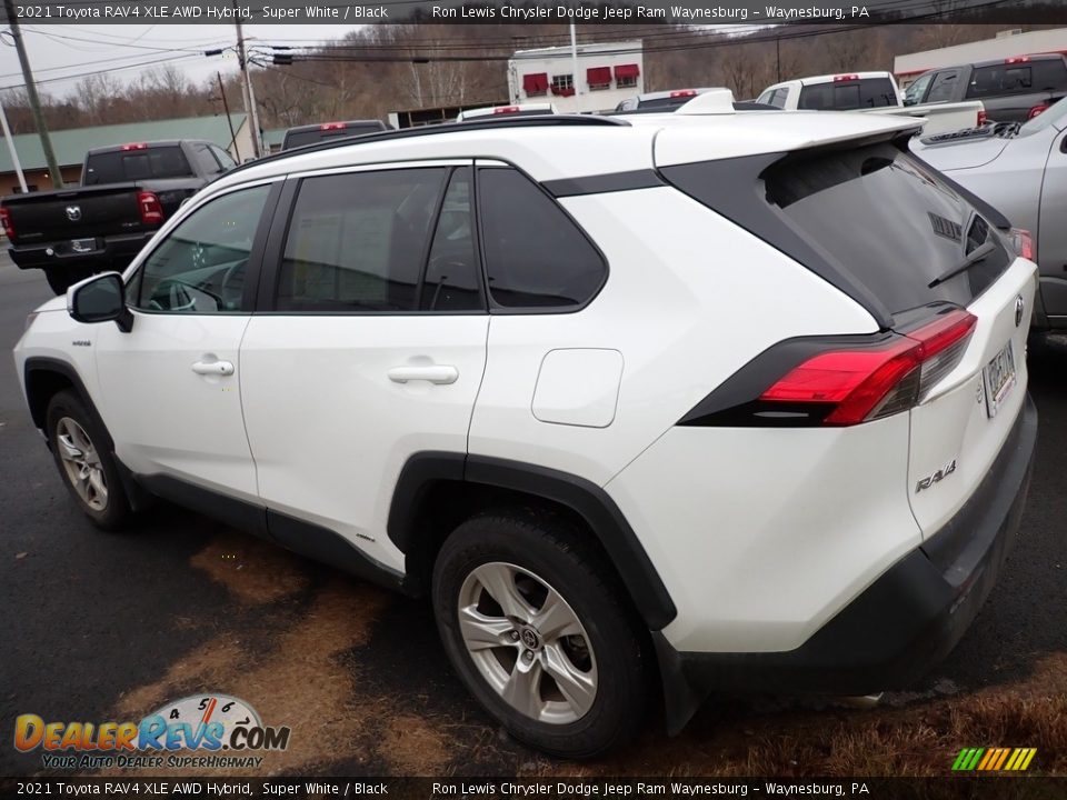 2021 Toyota RAV4 XLE AWD Hybrid Super White / Black Photo #2