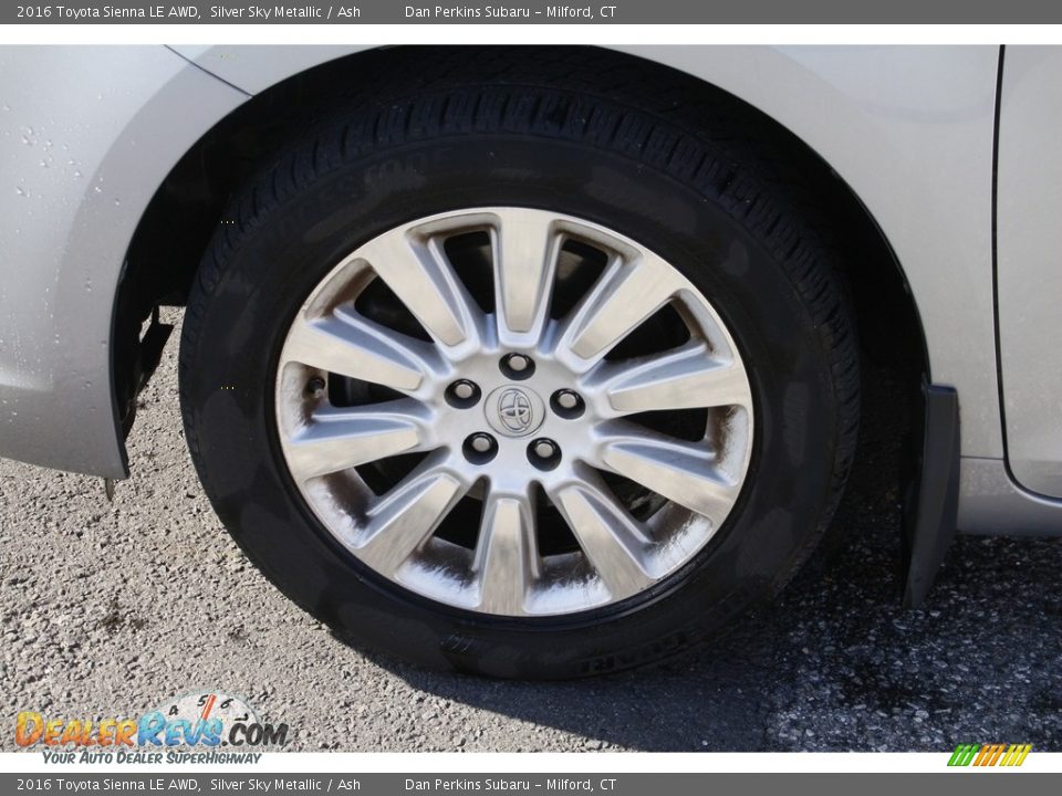 2016 Toyota Sienna LE AWD Silver Sky Metallic / Ash Photo #20