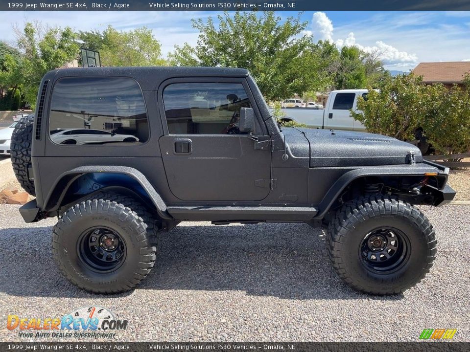 1999 Jeep Wrangler SE 4x4 Black / Agate Photo #5