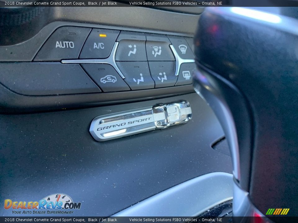 Controls of 2018 Chevrolet Corvette Grand Sport Coupe Photo #11