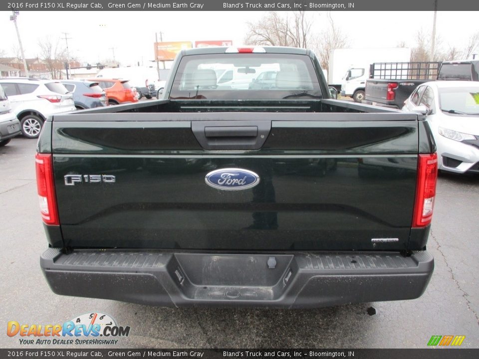 2016 Ford F150 XL Regular Cab Green Gem / Medium Earth Gray Photo #18