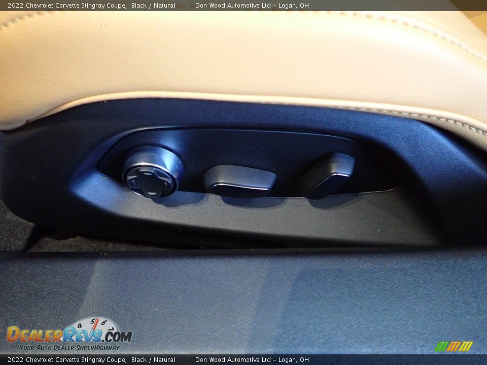 Controls of 2022 Chevrolet Corvette Stingray Coupe Photo #18