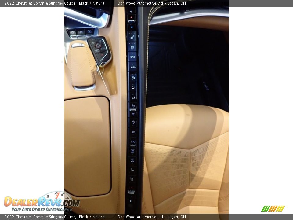 Controls of 2022 Chevrolet Corvette Stingray Coupe Photo #25